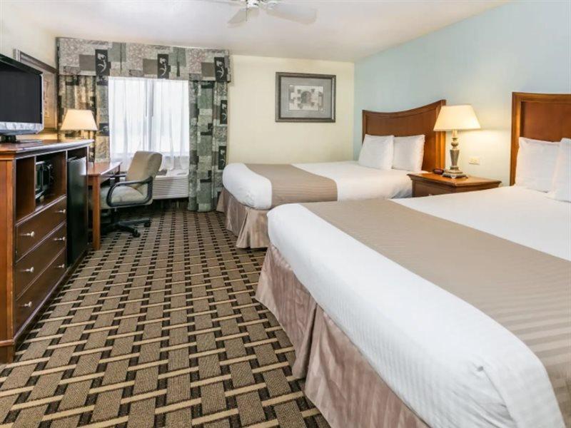 Hotel Baymont By Wyndham Arlington At Six Flags Dr Extérieur photo