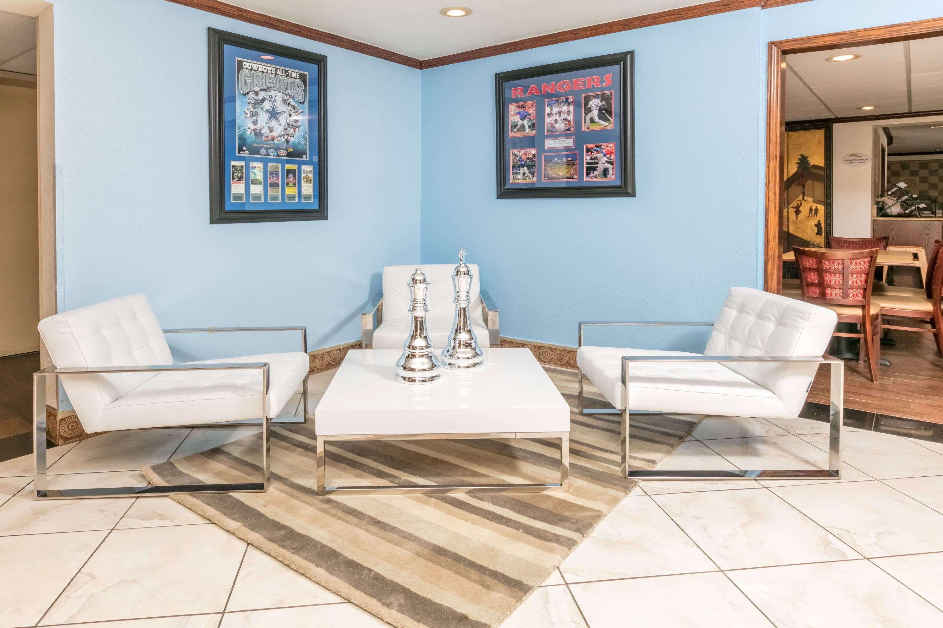 Hotel Baymont By Wyndham Arlington At Six Flags Dr Extérieur photo